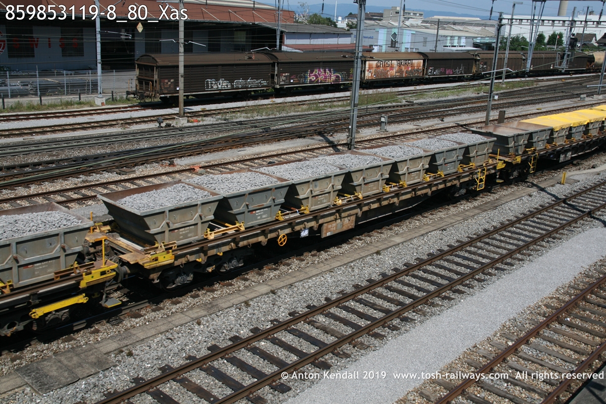 859853119-8_80_Xas.JPG